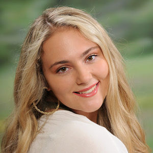 Meet your Posher, Brenna